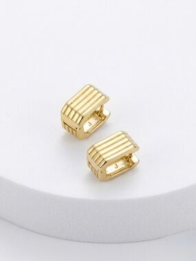 Gold Square Ribbed Huggie Hoop Earrings | 14K Gold Plated | Minimalist Jewelry